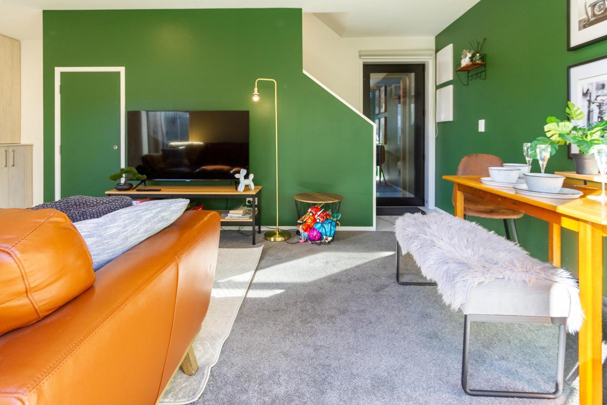 Gorgeous In Green - 2 Bed Central Oasis W/King Bed Christchurch Luaran gambar