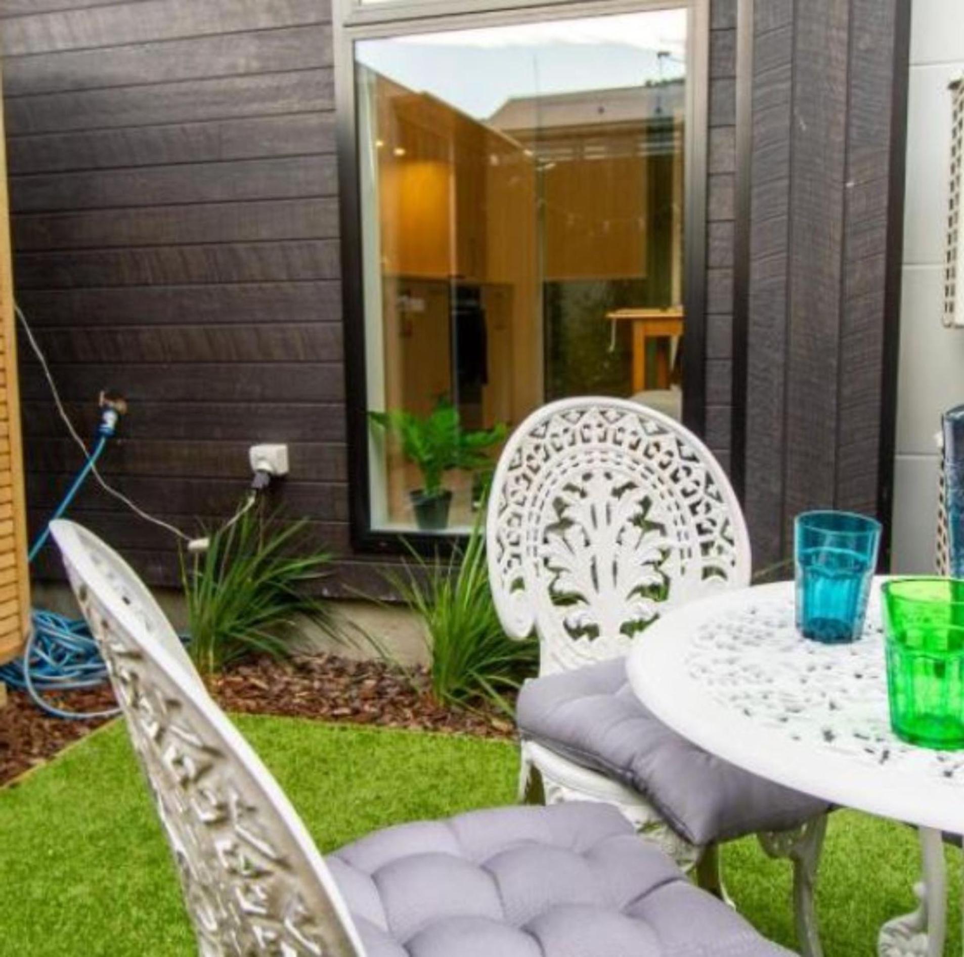 Gorgeous In Green - 2 Bed Central Oasis W/King Bed Christchurch Luaran gambar