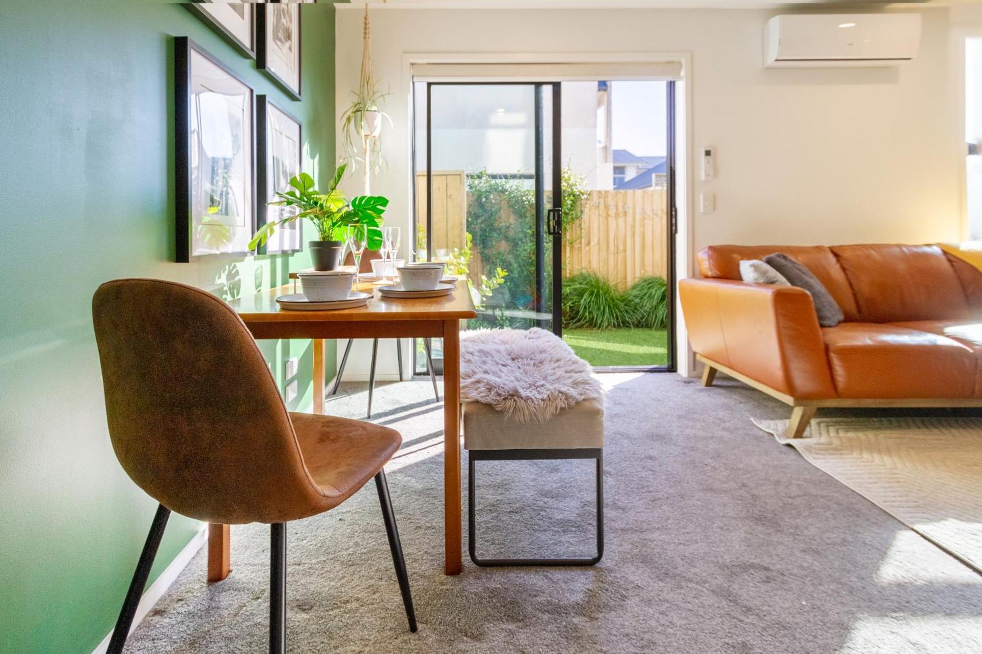 Gorgeous In Green - 2 Bed Central Oasis W/King Bed Christchurch Luaran gambar